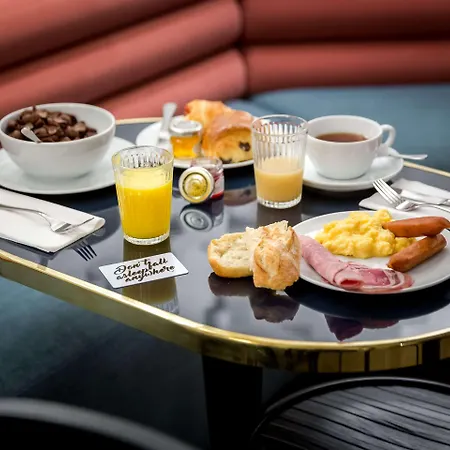 Bridget 3* Paris