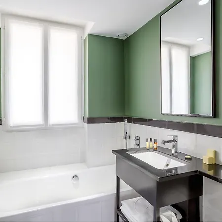 Bridget Hotel Paris