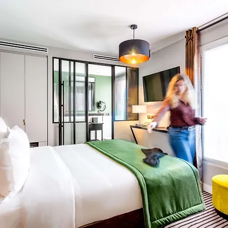 Bridget 3* Paris